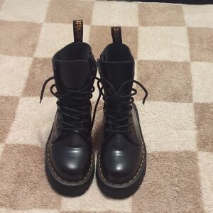 Jaden Plattform Dr. Martens